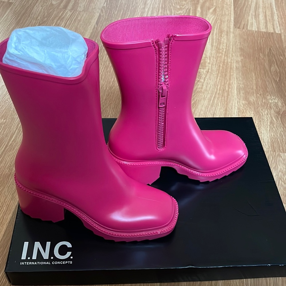 INC boots